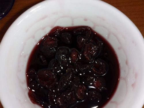 formaggio di capra con mirtilli rossi e cherry
