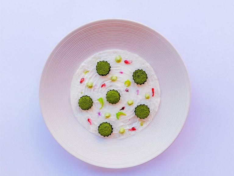 gnocchi al te matcha con rape bianche e karkade sempre